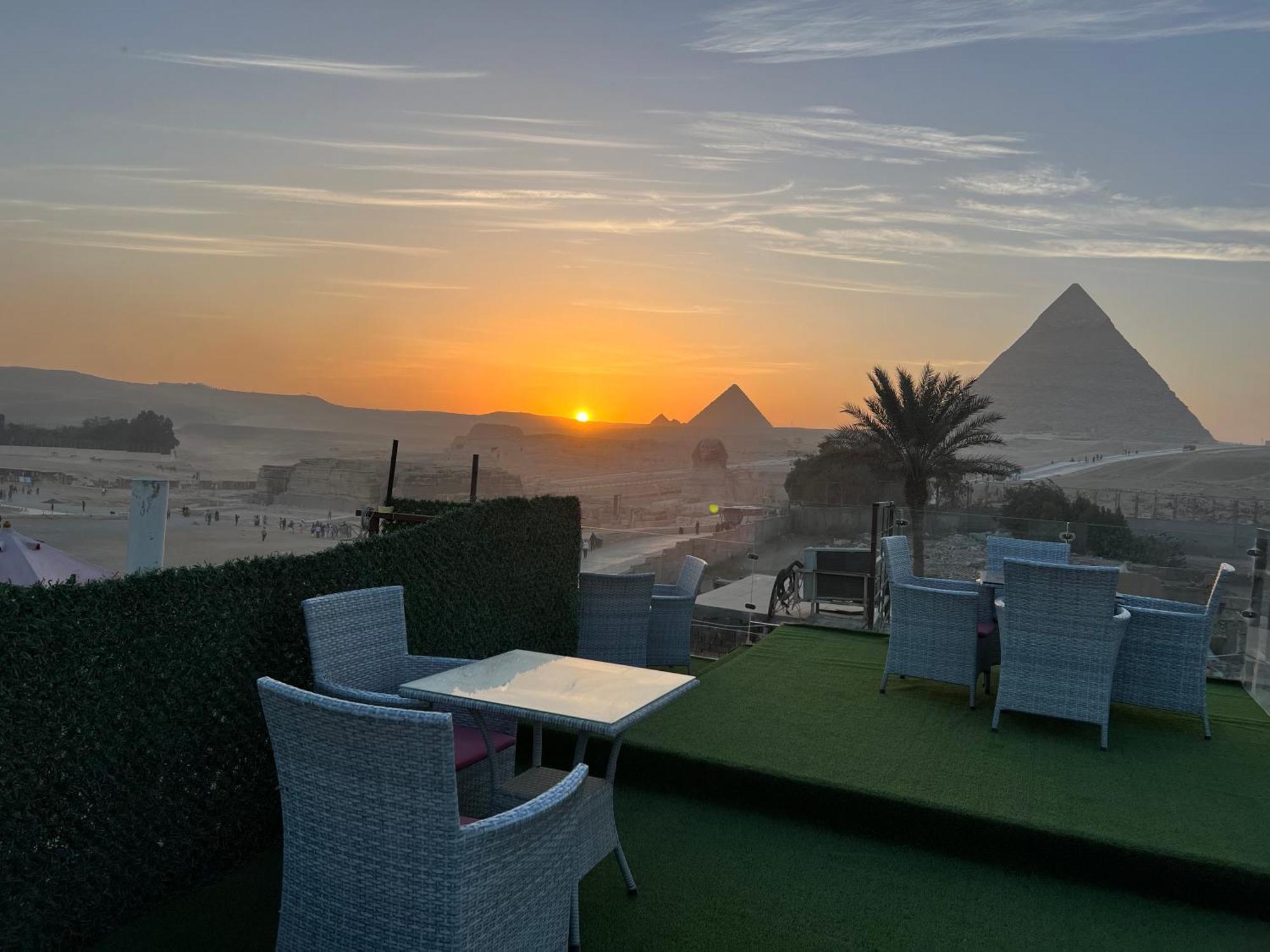 Hotel Golden Scarab Pyramids